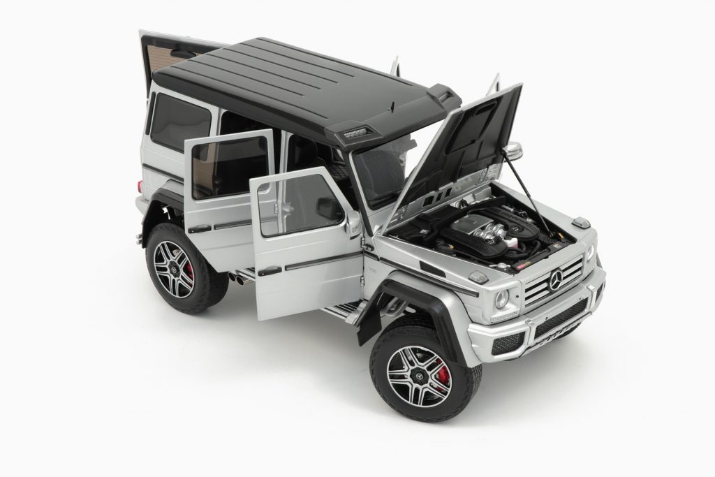 Almost Real Mercedes-Benz G500 4x4 Silver 1:18