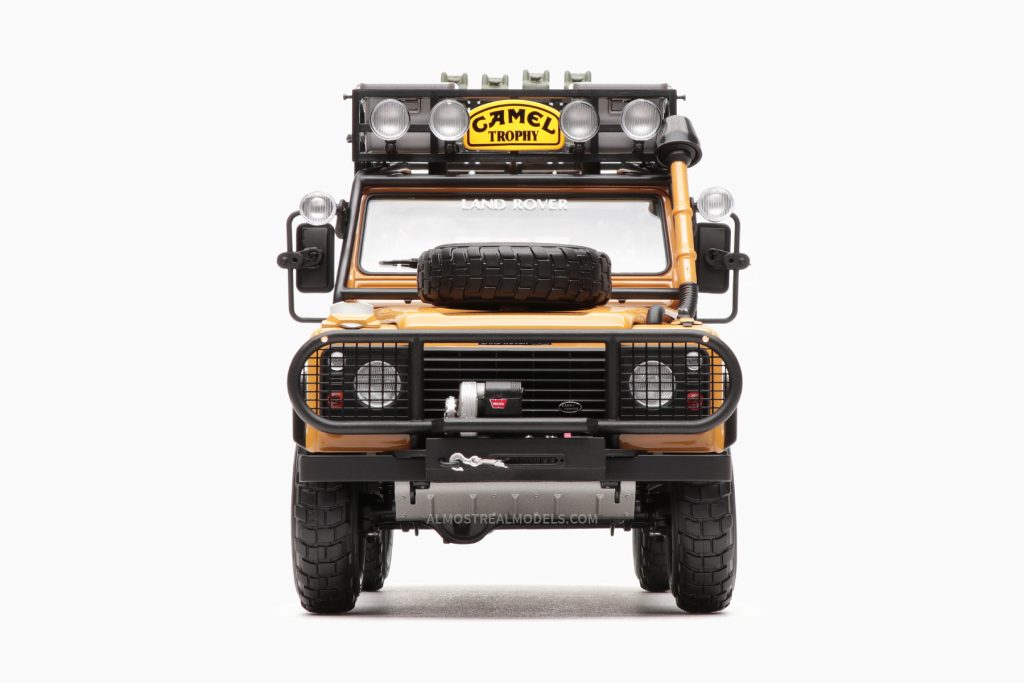 Land Rover Defender 90 "Camel Trophy" Borneo 1985 1:18 by Almost Real