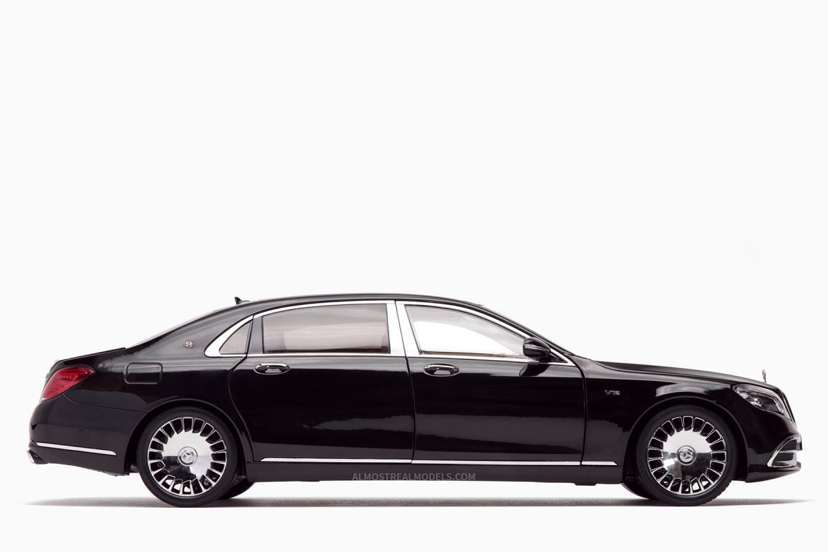 Mercedes – Maybach S-Class 2019 Obsidian Black 1:18 by Almost Real