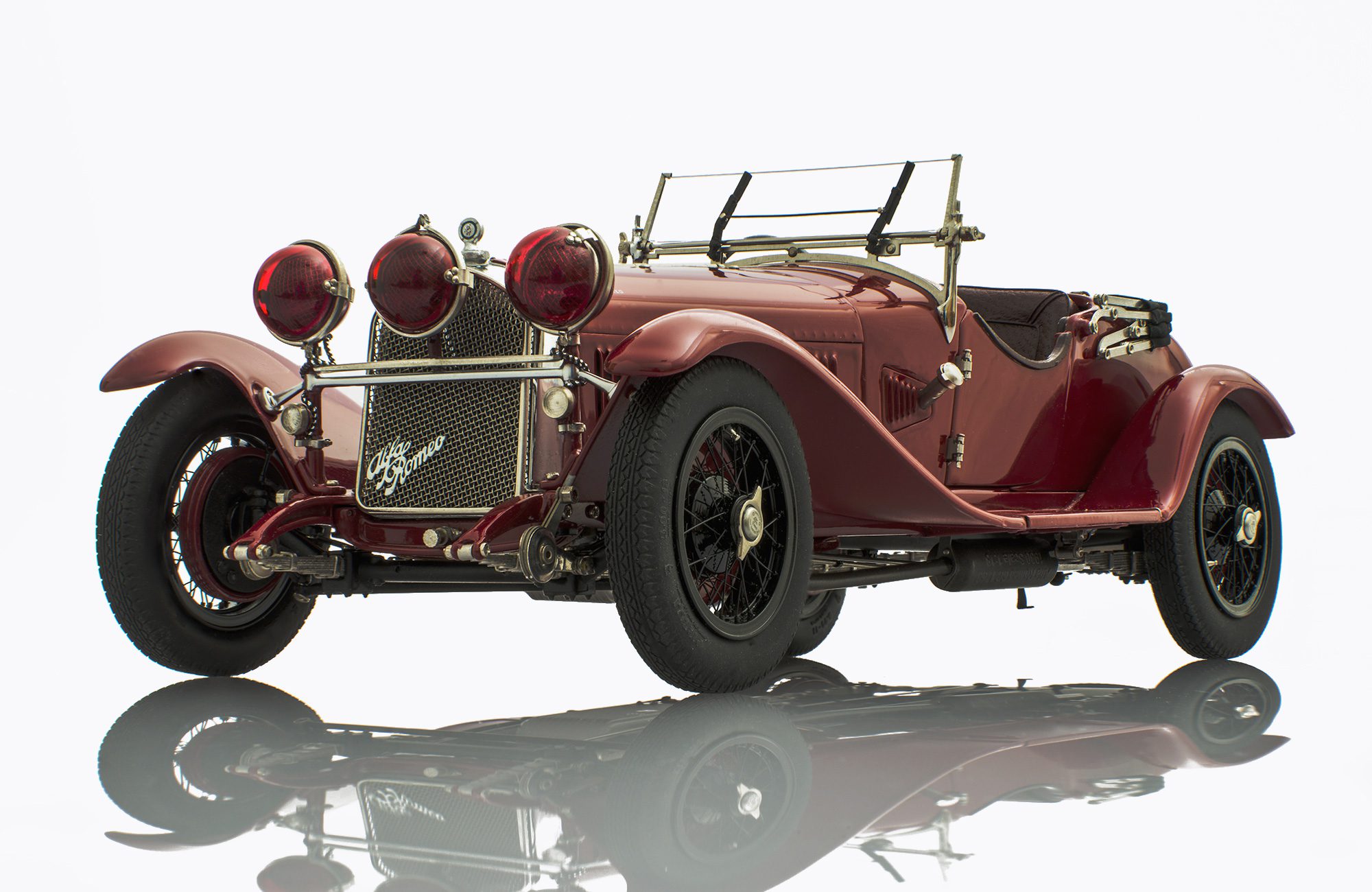 Alfa Romeo 6C 1750 Gran Sport, 1930 1:18 by CMC