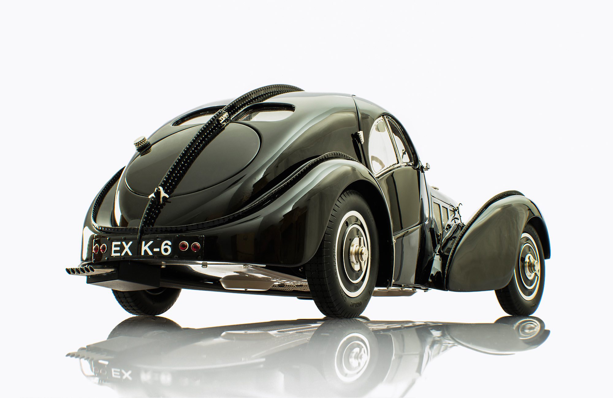 Bugatti 57 SC, Atlantic 1937 Black CMC 1:18