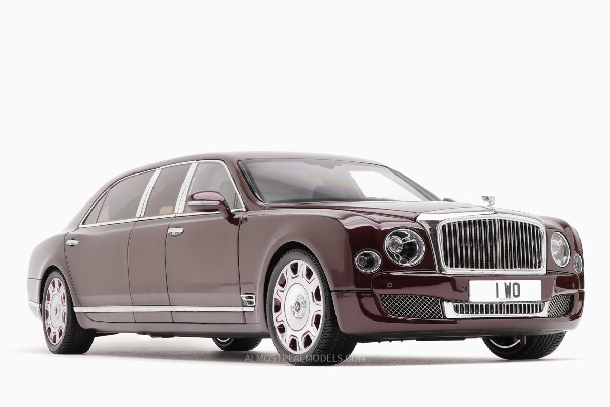 Bentley Mulsanne Grand Limousine Burgundy 1:18 by Almost Real