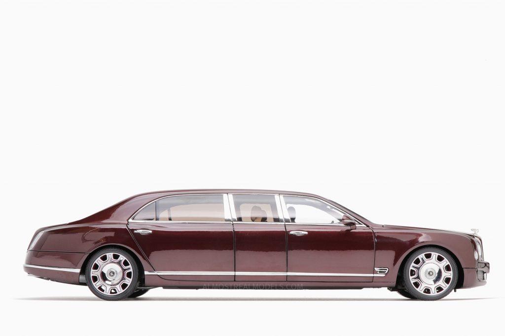 Bentley Mulsanne Grand Limousine Burgundy 1:18 by Almost Real