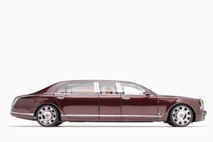 Bentley Mulsanne Grand Limousine Burgundy 1:18 by Almost Real