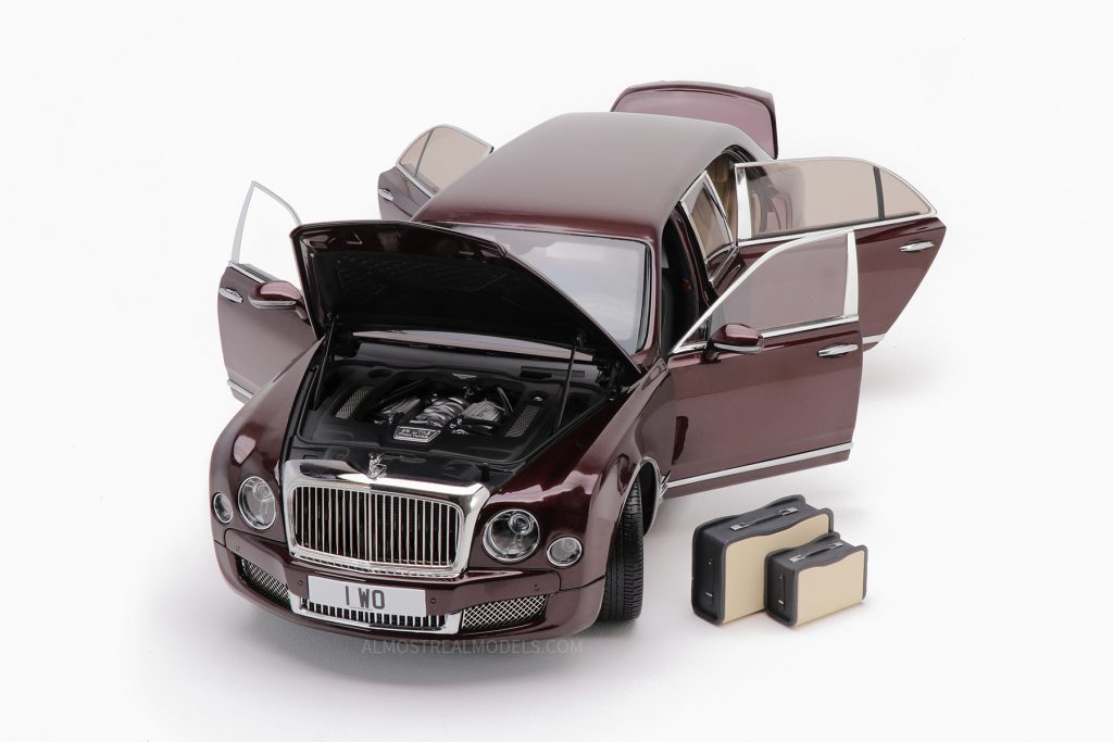 Bentley Mulsanne Grand Limousine Burgundy 1:18 by Almost Real