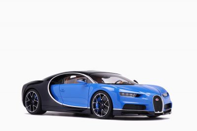 Bugatti Chiron 2017 French Racing Blue/Atlantic Blue 1:18 by AutoArt