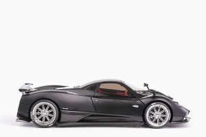 Pagani Zonda F 2005  Matt Black "Limited Edition 500" 1:18 by Almost Real