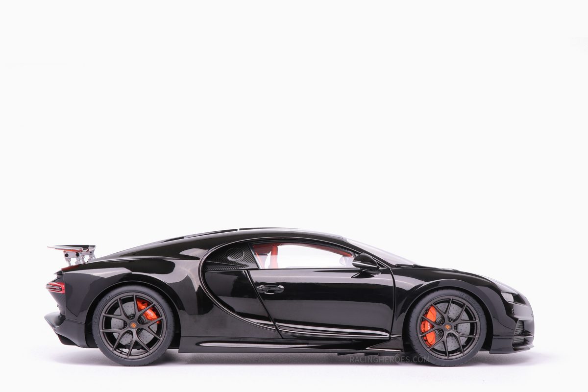 Bugatti Chiron Sport 2019 Nocturne Black 1:18 by AutoArt