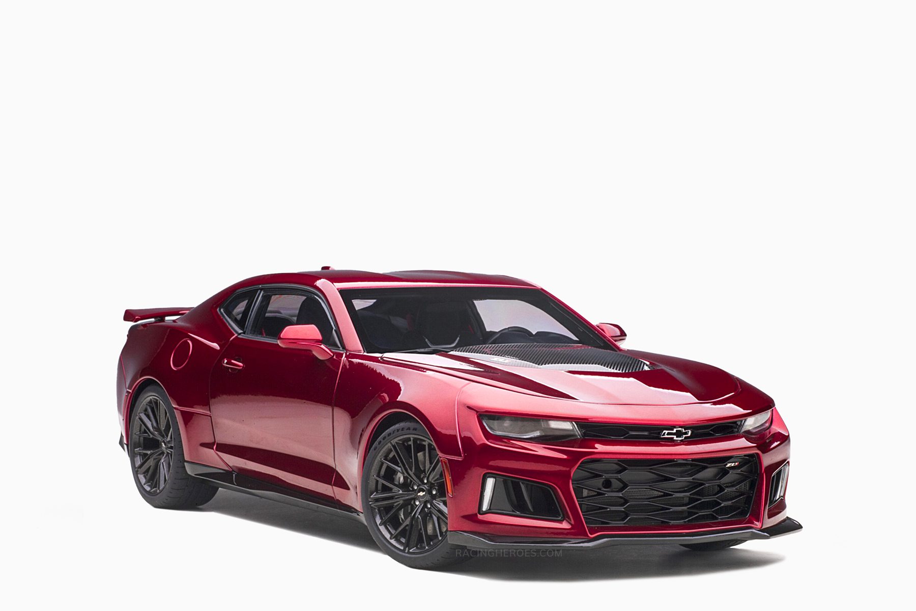 AutoArt Camaro ZL1 2017 Garnet Red Tintcoat Diecast Car