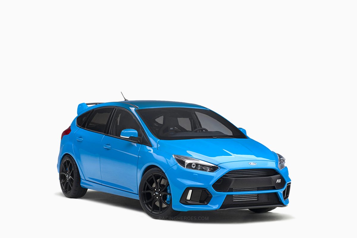 ford-focus-rs-blue-autoart-1