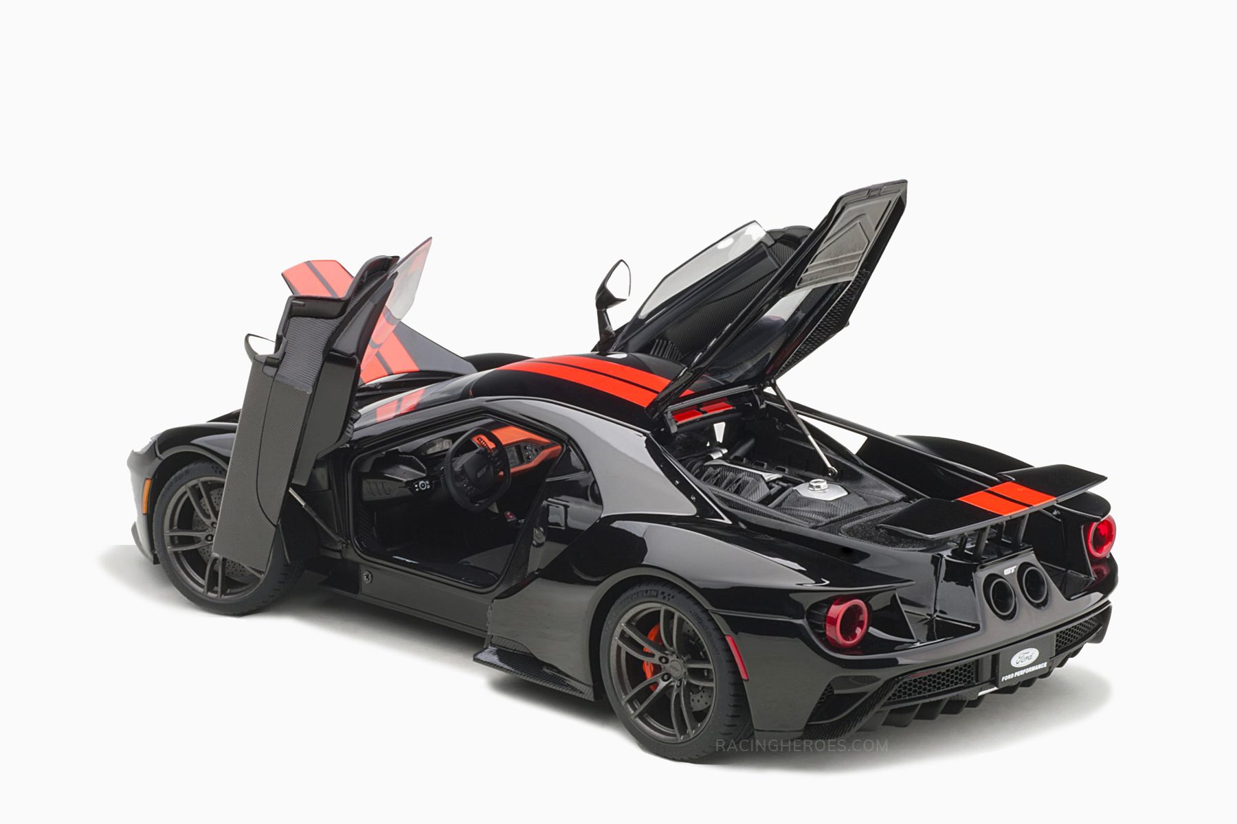 AutoArt Ford GT 2017 Black Orange Stripes 1/18 Diecast