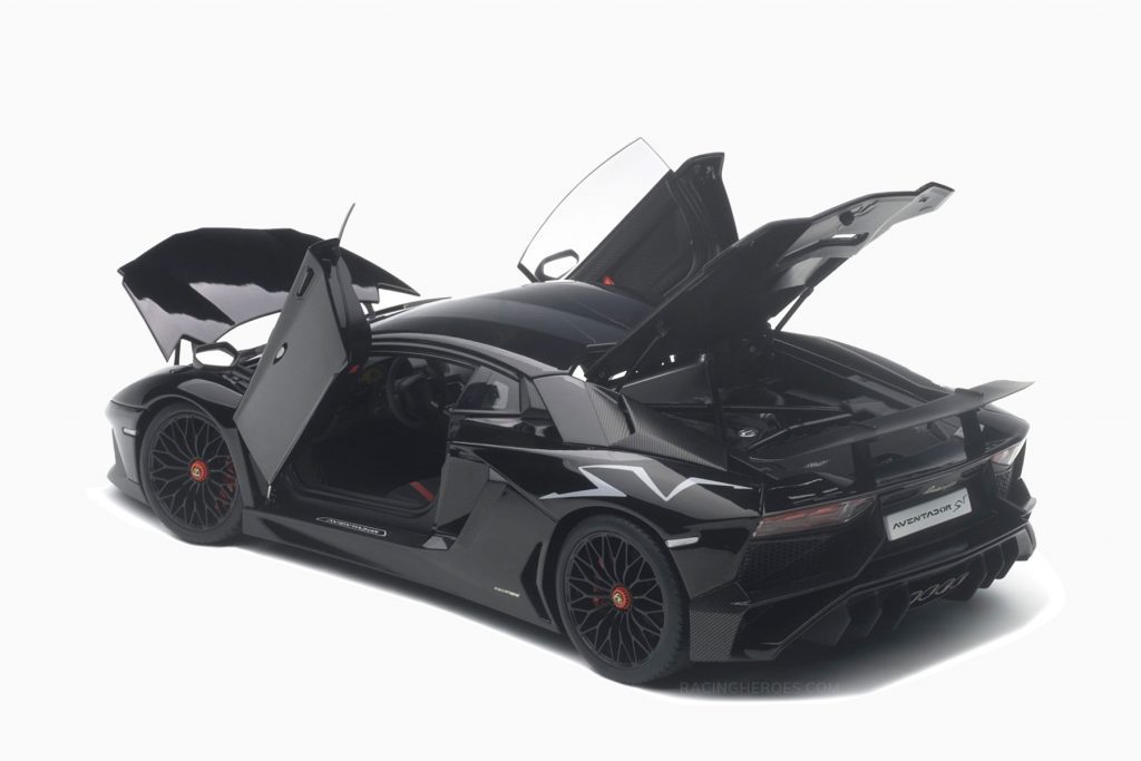 Lamborghini Aventador LP750-4 SV Nero Black 1:18 by AutoArt