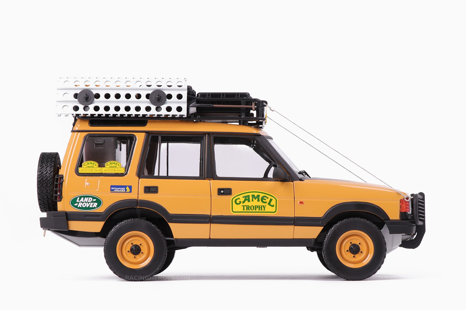 Land Rover Discovery Series I "Camel Trophy" Kalimantan 1996 1:18 by Almost Real