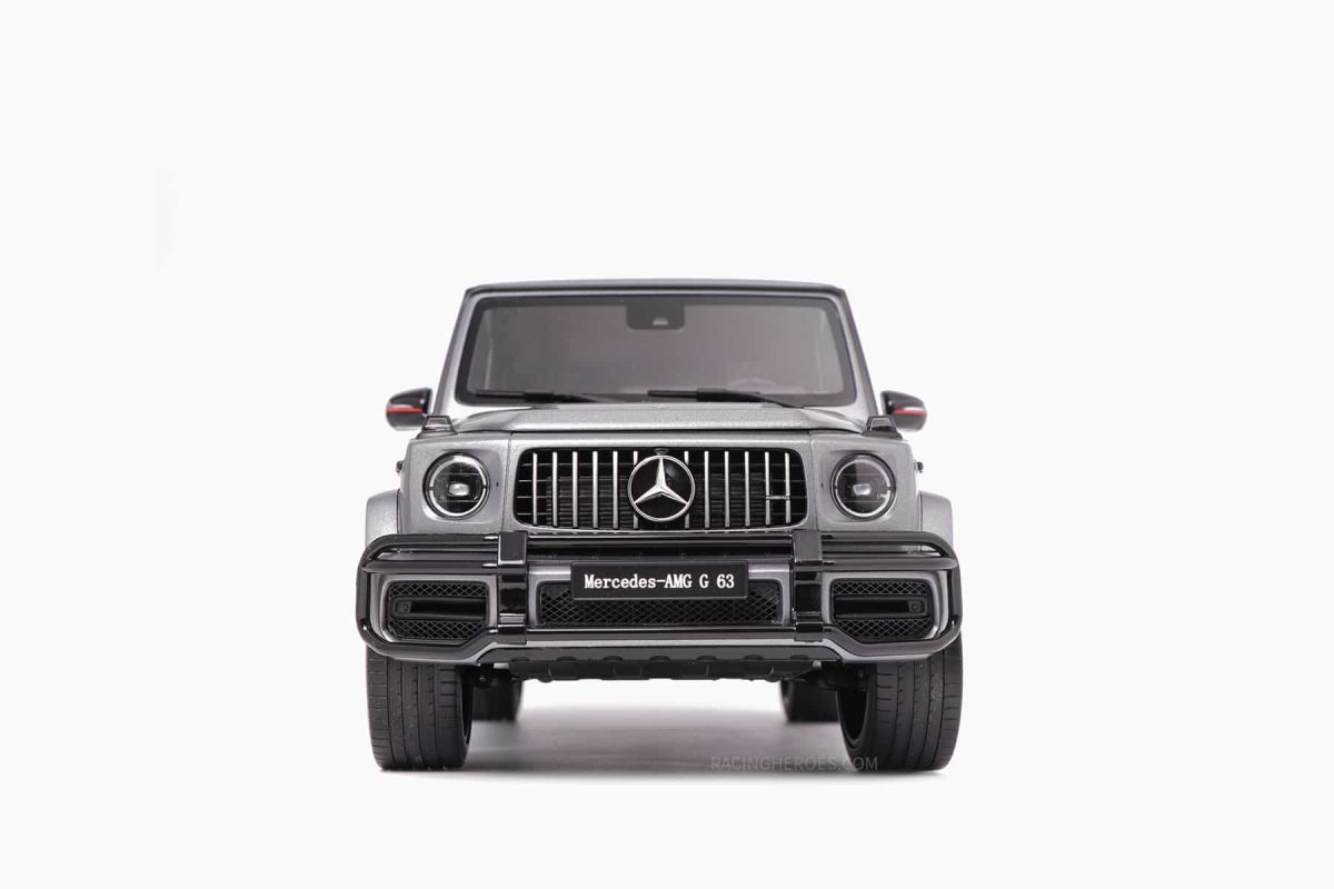 Mercedes-AMG G 63 – 2019 – Designo Platinum Magno 1:18 by Almost Real