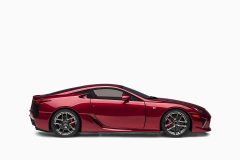 Lexus LFA, Pearl Red 1:18 by AutoArt