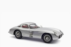Mercedes-Benz 300 SLR Coupe Uhlenhaut 1:18 by CMC