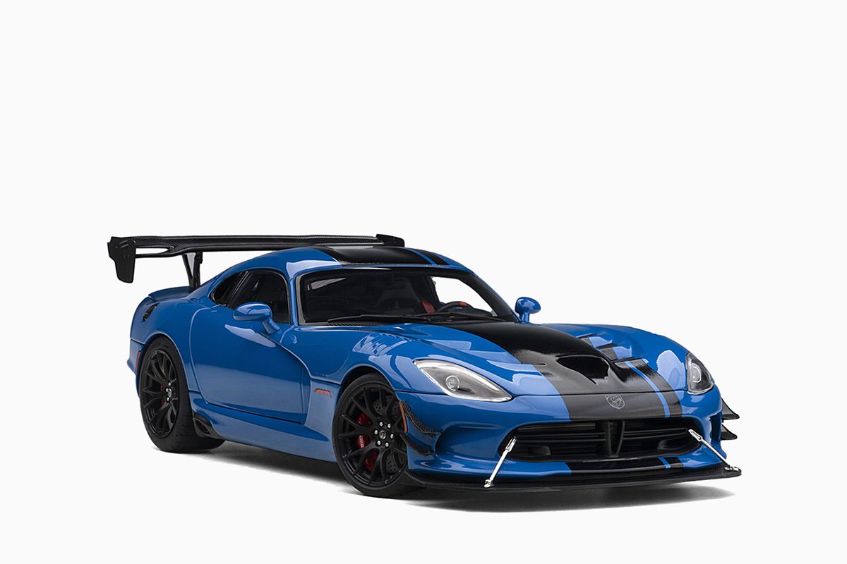 Dodge Viper GTS-R Commemorative Edition ACR Blue 1:18 by AutoArt