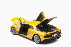 Lamborghini Aventador S, New Giallo Orion/Metallic Yellow 1:18 by AutoArt