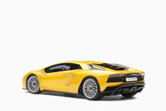 Lamborghini Aventador S, New Giallo Orion/Metallic Yellow 1:18 by AutoArt