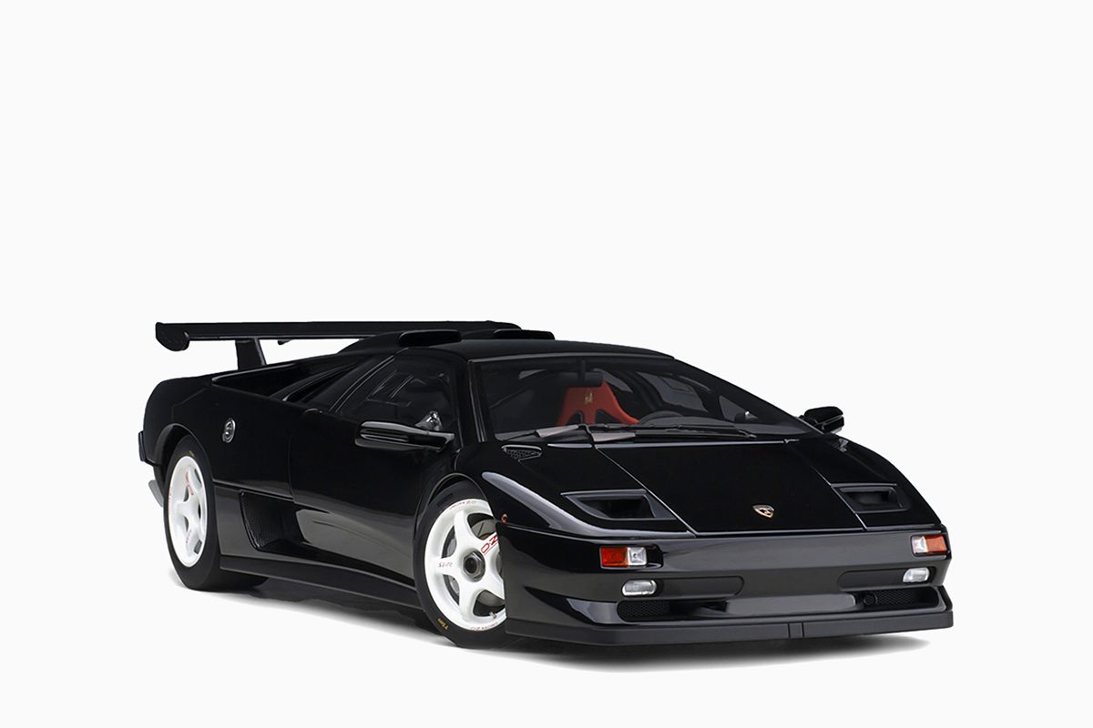Lamborghini Diablo SV-R, Deep Black 1:18 by AutoArt