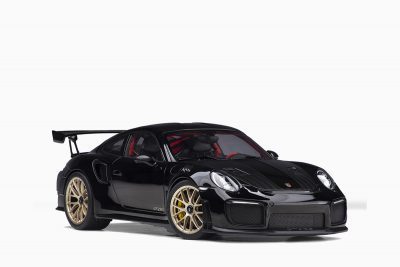 Porsche 911 (991.2) GT2 RS Weissach Black 1:18 by AutoArt