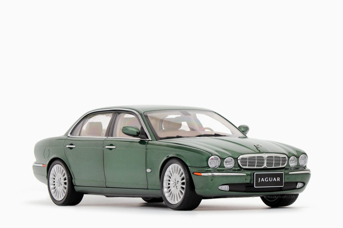 Jaguar XJ6 (X350) Racing Green 1:18 by Almost Real