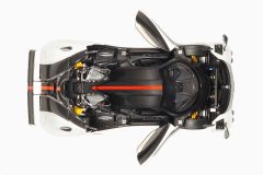 Pagani Zonda Cinque Coupe 2009 1:18 by Almost Real