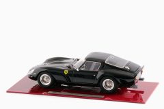 Ferrari 250 GTO 1962 Black 1:18 by CMC