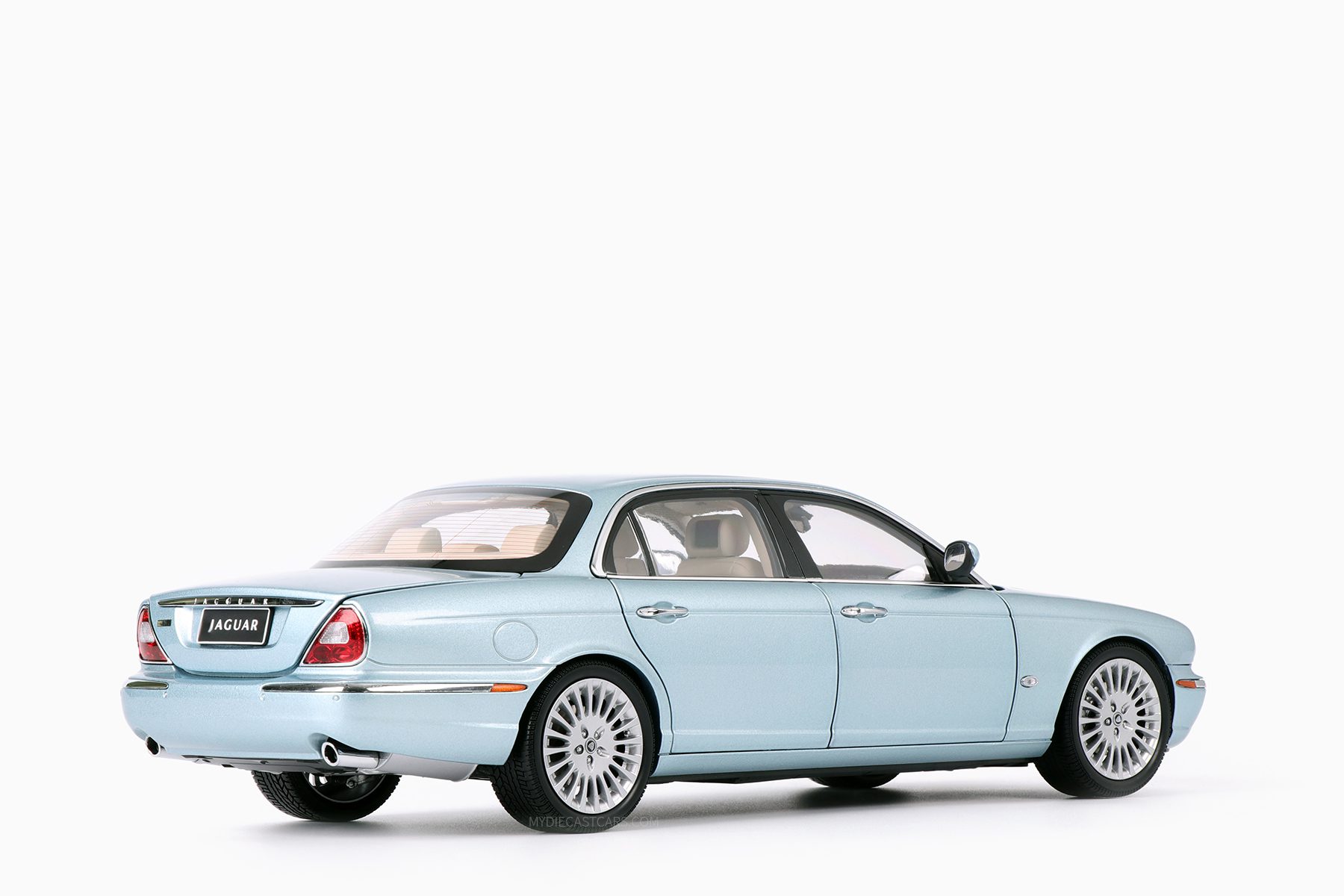 Jaguar XJ6 (X350) Seafrost Blue 1:18 by Almost Real