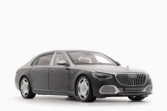 Mercedes - Maybach S-Class 2021 Black / Silver 1:18 by Almost Real