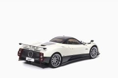 Pagani Zonda F Bianco Fabriano White 1:18 by Almost Real