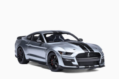 Ford Mustang Shelby GT500, Iconic Silver 1:18 by AUTOart