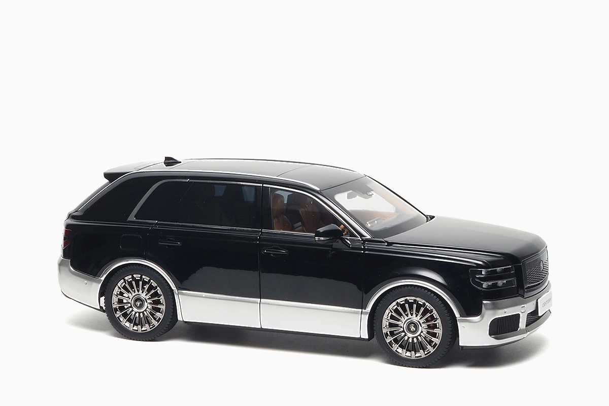 Toyota Century 2023 Black / Silver RHD 1:18 by Almost Real