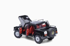 1/18 Lamborghini LM002 AUTOart