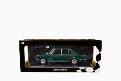 BMW 2500 1968, Green Metallic, Limited Edition to 504 pieces Worldwide 1:18 by Minichamps