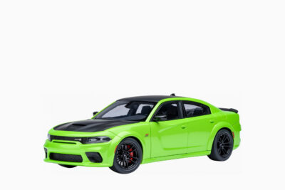 Dodge Charger Scat Pack Widebody, Sublime Green with Matt Black Hood and Top 1:18 by AUTOart