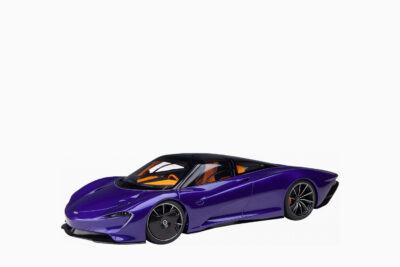 McLaren Speedtail Lantana, Purple Metallic with Black Top and Yellow Interior and Suitcase Accessories 1:18 by AUTOart
