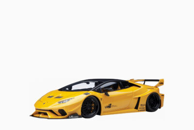 Lamborghini Huracan GT "LB-Silhouette Works", Yellow Metallic with Black Top 1:18 by AUTOart