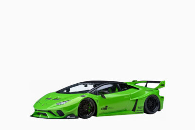 Lamborghini Huracan GT "LB-Silhouette Works", Pearl Green Metallic with Black Top 1:18 by AUTOart
