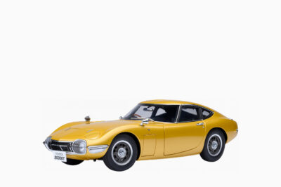 Toyota 2000GT RHD (Right Hand Drive) 1967, Gold Metallic 1:18 by AUTOart