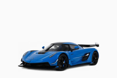 Koenigsegg Jesko 2025, Blue Metallic with Black Stripes 1:18 by GT Spirit