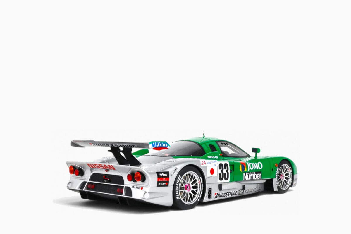 Nissan R390 GT1 #33 Satoshi Motoyama - Takuya Kurosawa - Masami