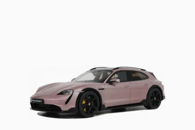 Porsche Taycan Turbo S Cross Turismo 2022, Pink Metallic 1:18 by GT Spirit