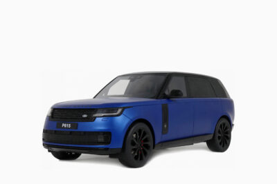 Range Rover P615 SV 2024, Blue Metallic with Black Top 1:18 by GT Spirit
