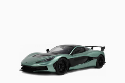 Rimac Nevera R 2024, Green Metallic with Black Top 1:18 by GT Spirit