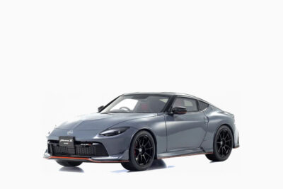 Nissan Fairlady Z NISMO RHD (Right Hand Drive), Gray with Black Top 1:18 by Kyosho