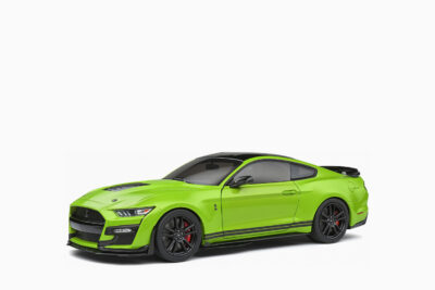 Ford Mustang Shelby GT500 2020, Grabber Lime Green Metallic with Black Top and Stripes 1:18 by Solido