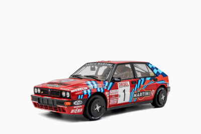 Lancia Delta HF Integrale #1 Miki Biasion - Tiziano Siviero Winner "Rally Sanremo" (1989) "Competition" Series 1:18 by Solido
