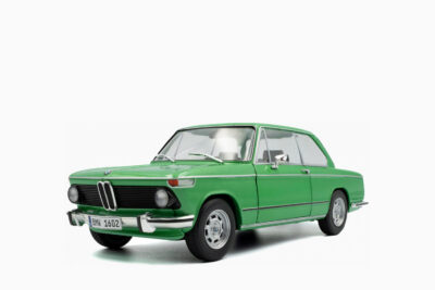 BMW 1602 Taiga 1971, Green Metallic 1:18 by Solido