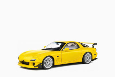 Mazda RX7 Type RS (FD3RS) RHD (Right Hand Drive) 1994, Yellow 1:18 by Solido